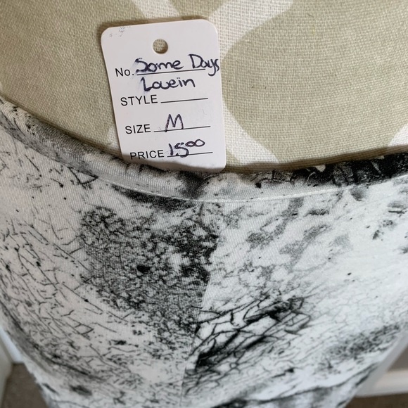 Unique gorgeous artsy skirt. - Picture 4 of 4